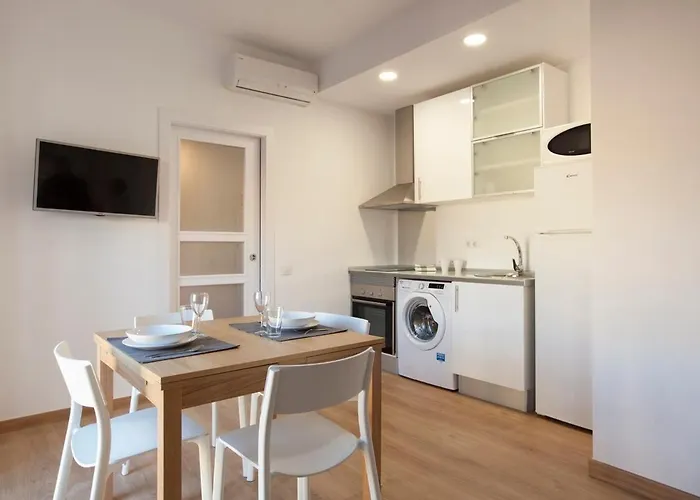 Renovated With Sea View, Vj Барселона